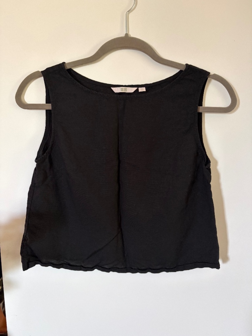 Uniqlo linen tank top